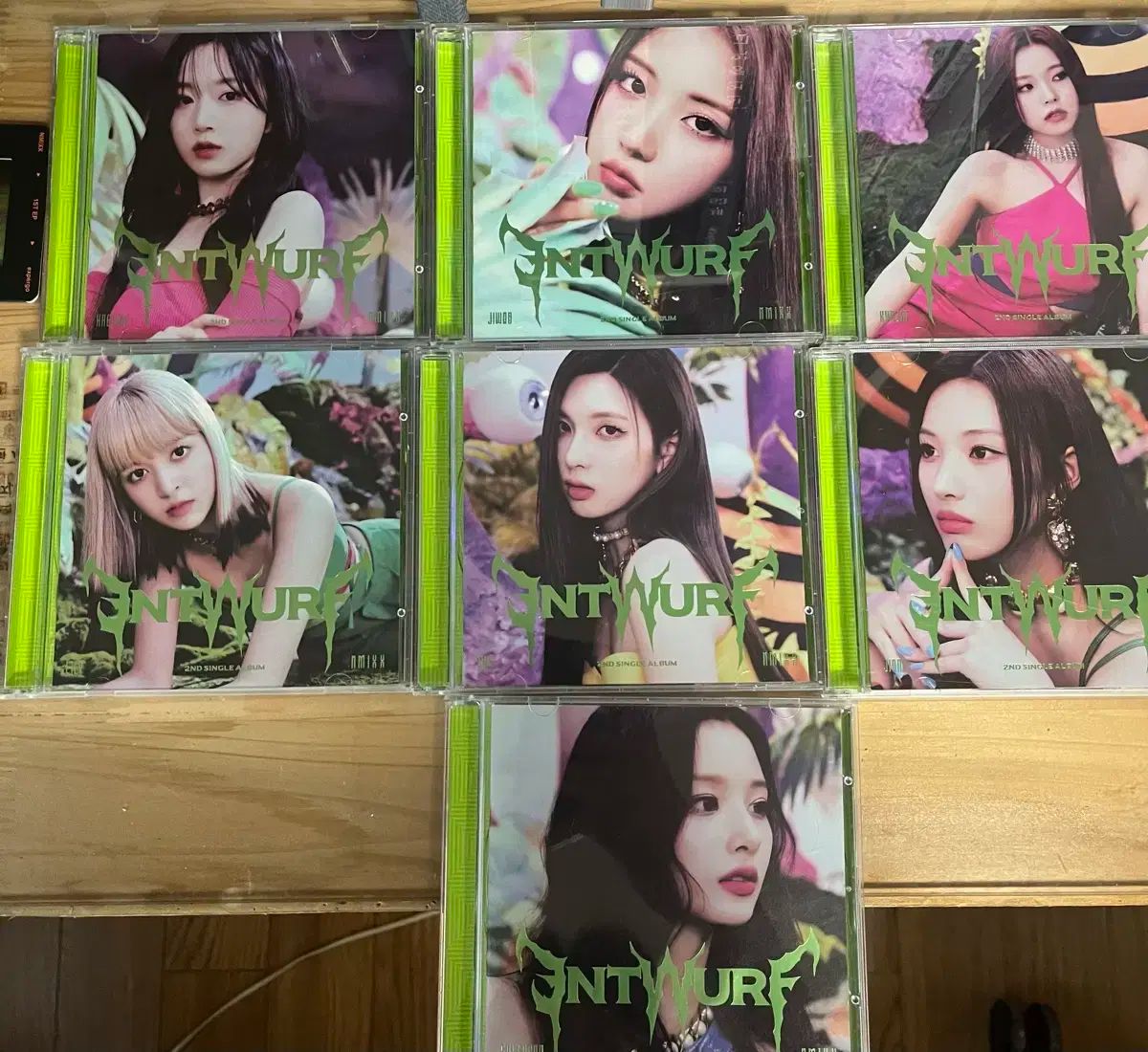 NMIXX　プロモアルバム　非売品　サイン入り　ENTWURF　② Amazon.co.jp: NMIXX ENTWURF 2nd Single Album ( LIMITED Ver
