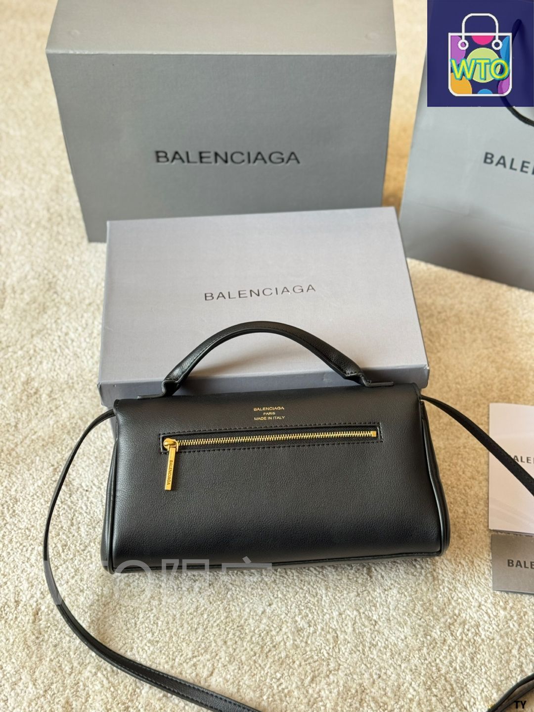 今日特価】BALENCIAGA Belair Clutch Bag・バレンシアガ ベレア