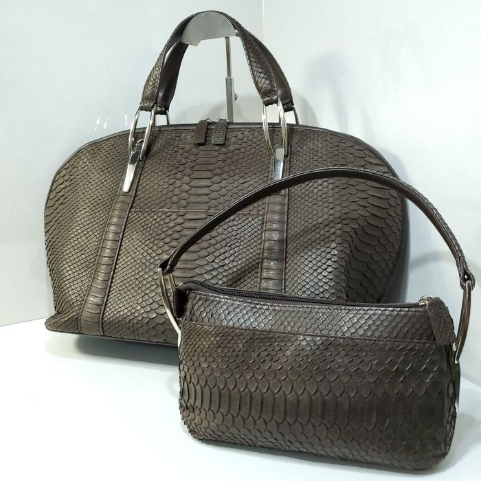 美品】ヒルトン HILTON JRA エキゾチック パイソン レザー 本革 