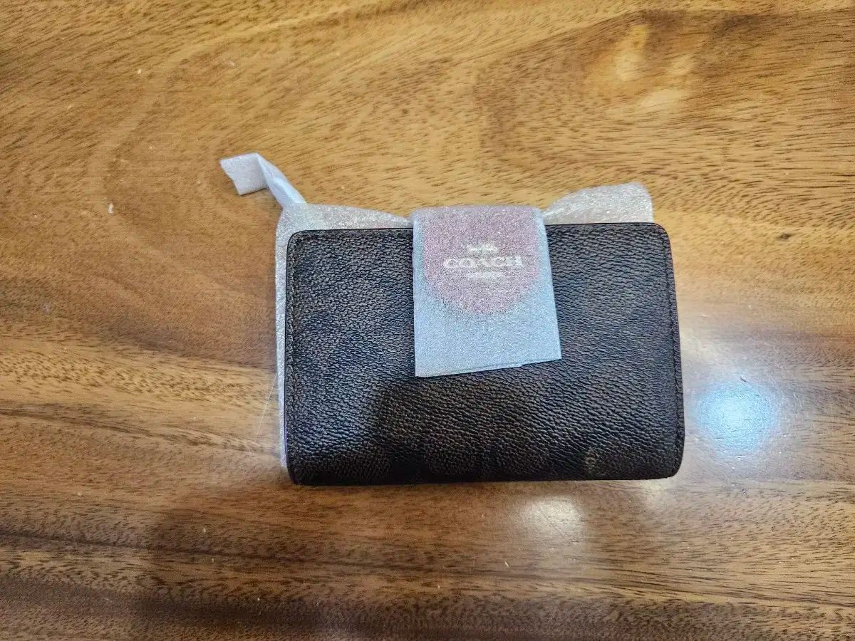 コーチウォレット新商品