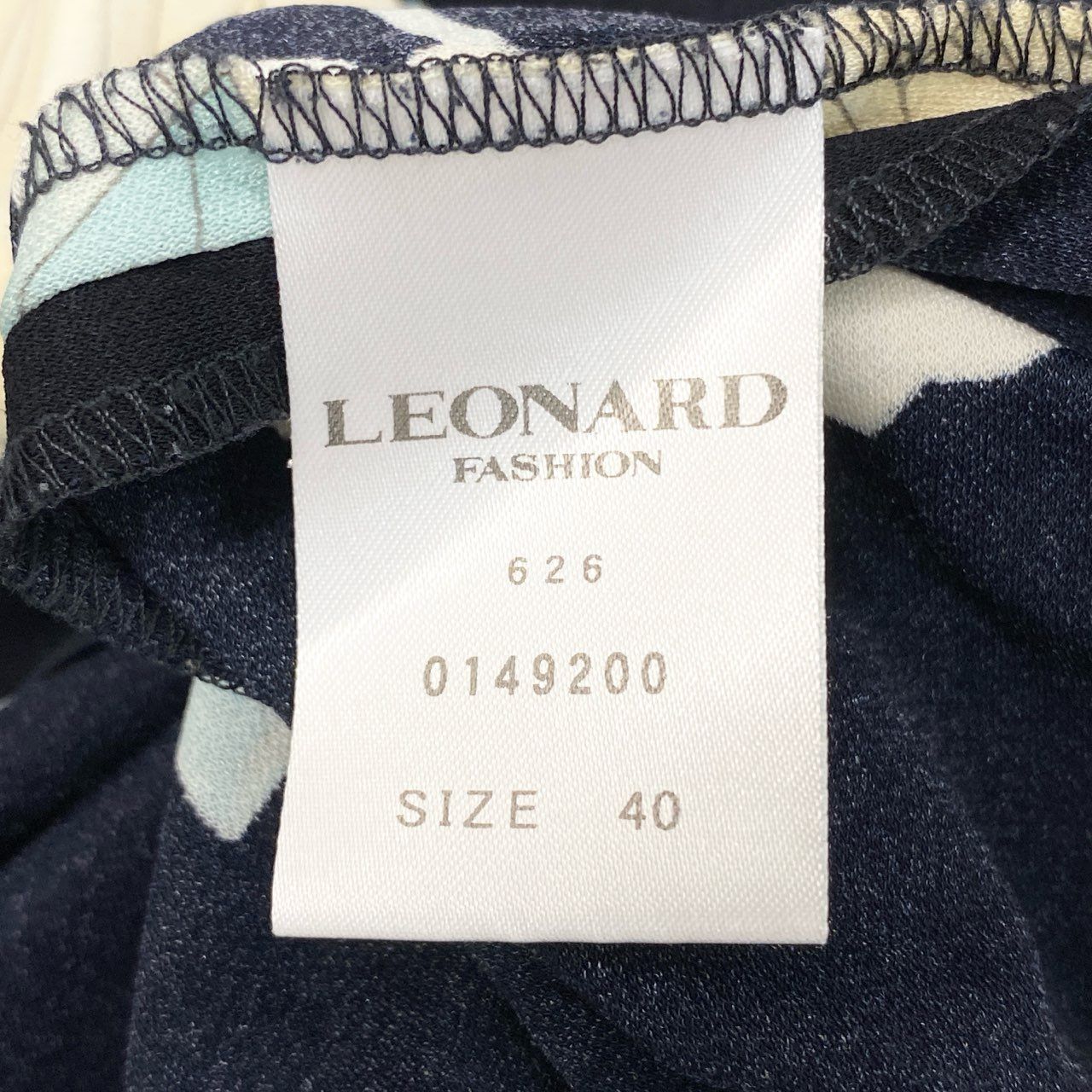 お15 超美品　レオナール　LEONARD FASHION カンカン素材長袖　L 48h15 LEONARD レオナール 長袖カットソー チュニック カンカン