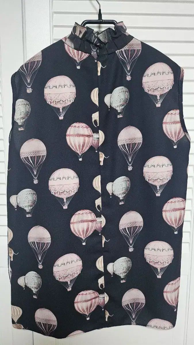 The KUHO クホ ノースリーブ ブラウス シルク 66