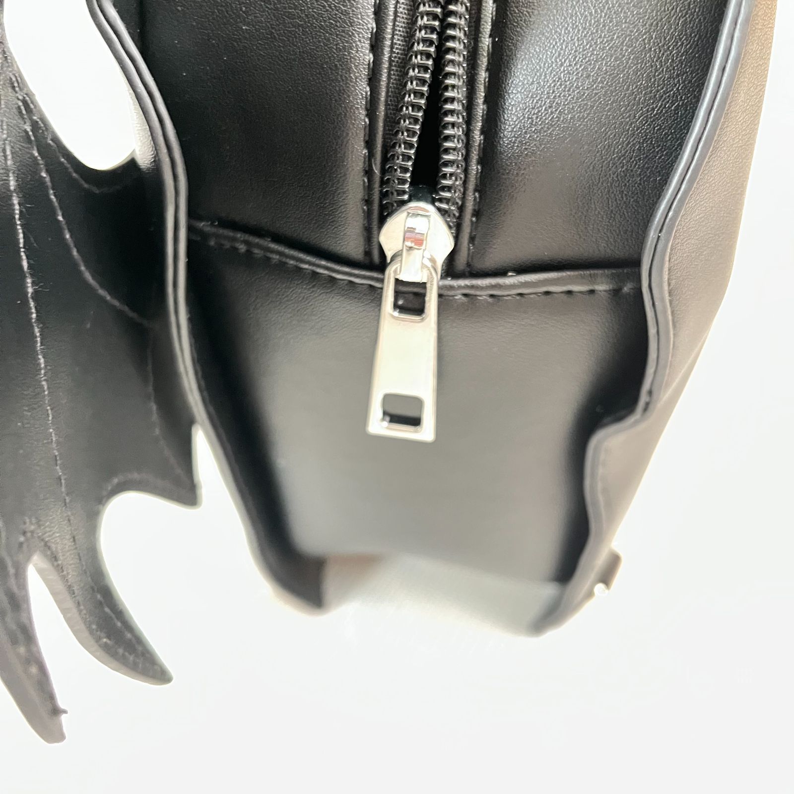 経典 KILLSTAR / 高価買取なら | コウモリ羽根付き棺桶型