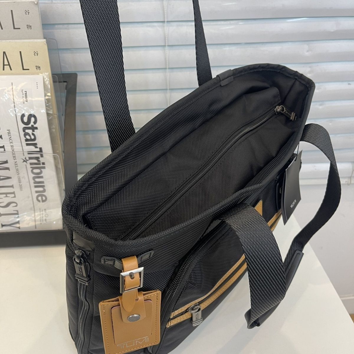 新品未使用 TUMI 2223309 ブラック スリムトートバッグ#