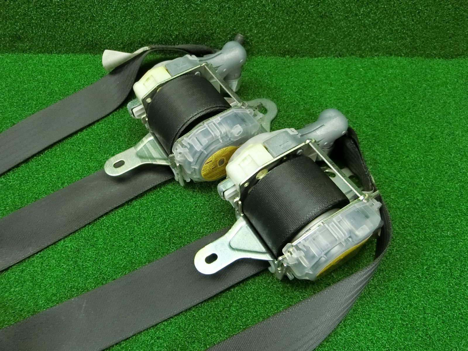 シートベルト 左右セット