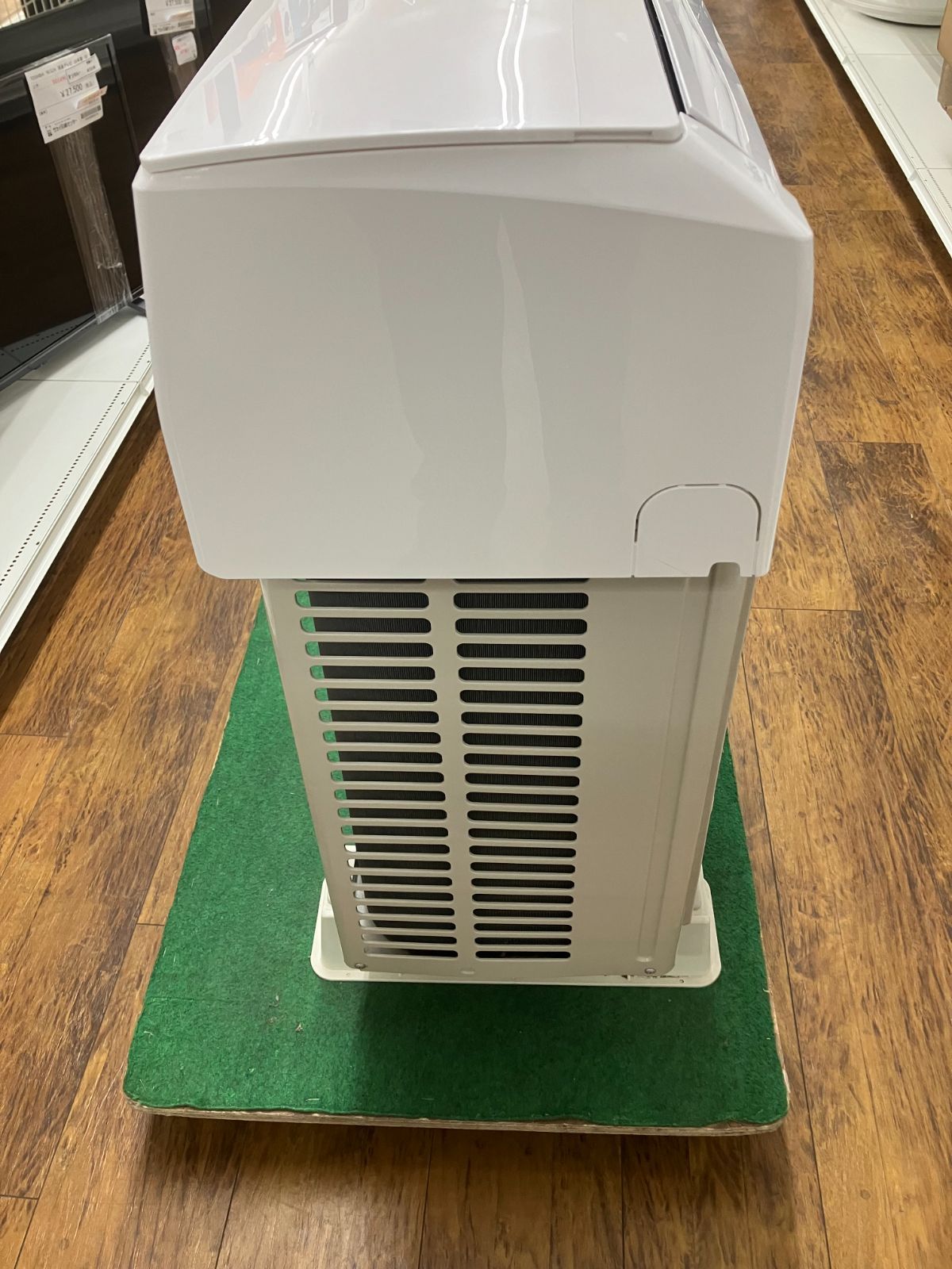 ルームエアコン