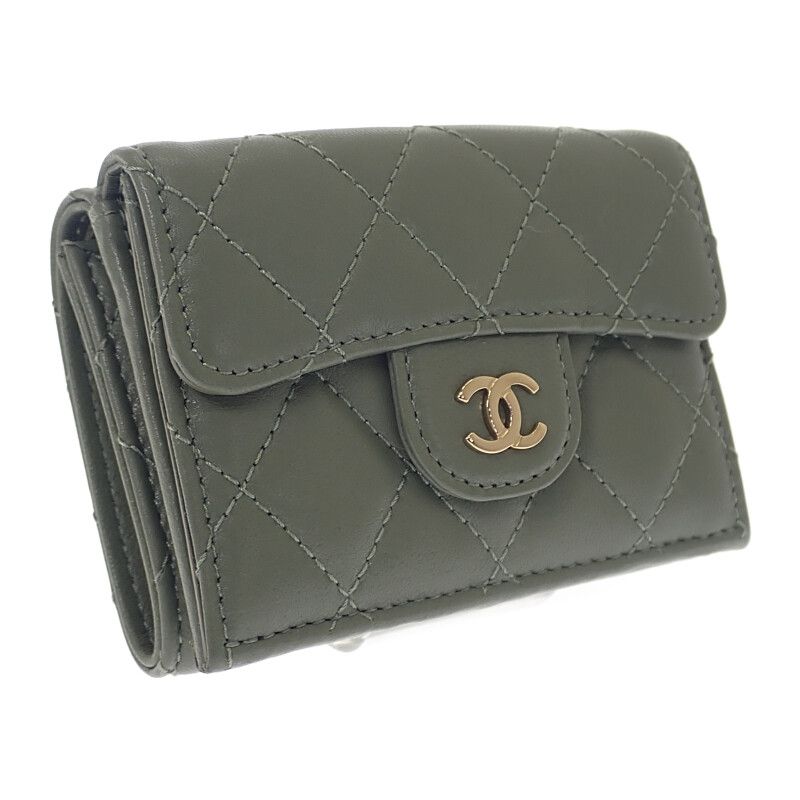 シャネル CHANEL スモールフラップウォレット AP0230-Y04059-NZG82 三  