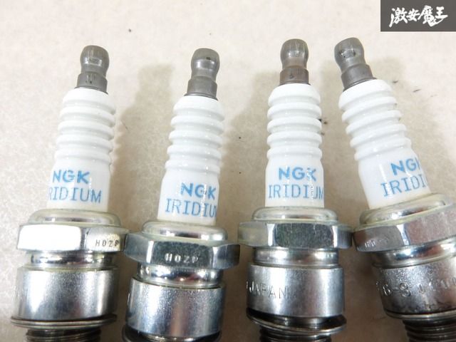 未使用新品NGK レーシングプラグ R7376-8 4本入ランエボ7.ランエボ8 未使用新品NGK レーシングプラグ R7376-8 4本入ランエボ7