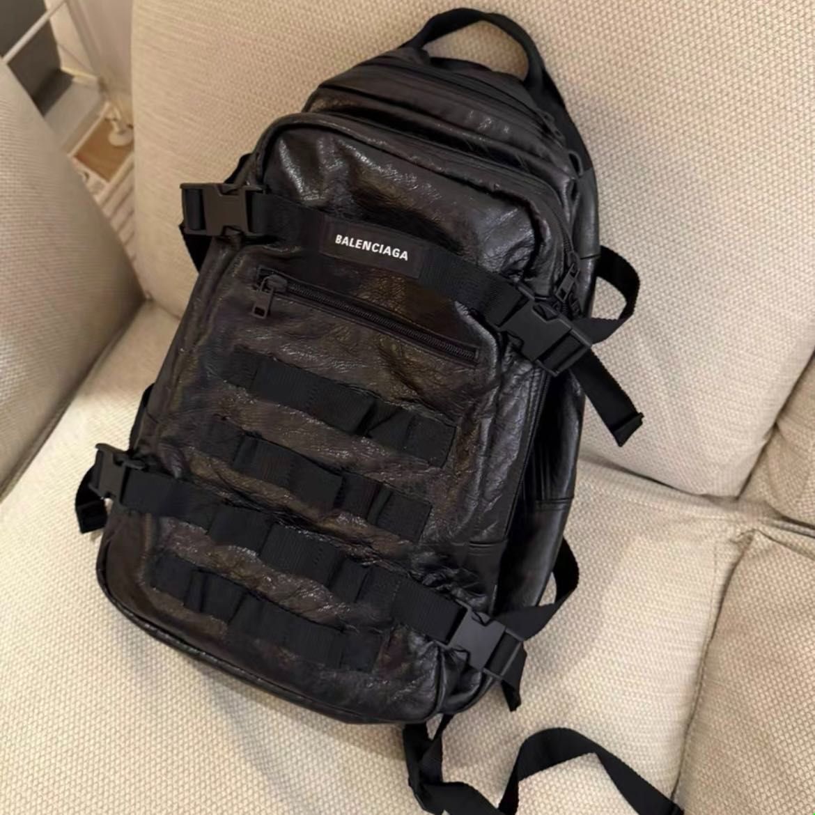 バレンシアガ　armyバックパック バレンシアガARMYバックパック レザー ブラック