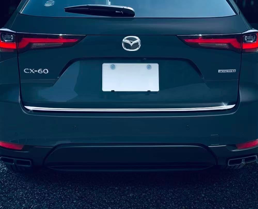 マツダ CX-60 KH系 cx60 リアドアガーニッシュ【B14i】 マツダ CX-60 KH系 cx60 リアドアガーニッシュ【E74n】 - メルカリ