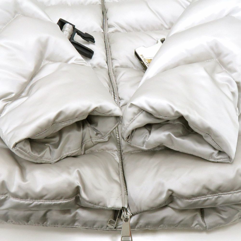 名古屋】モンクレール CUPIDONE キュピドン ショート ダウンジャケット