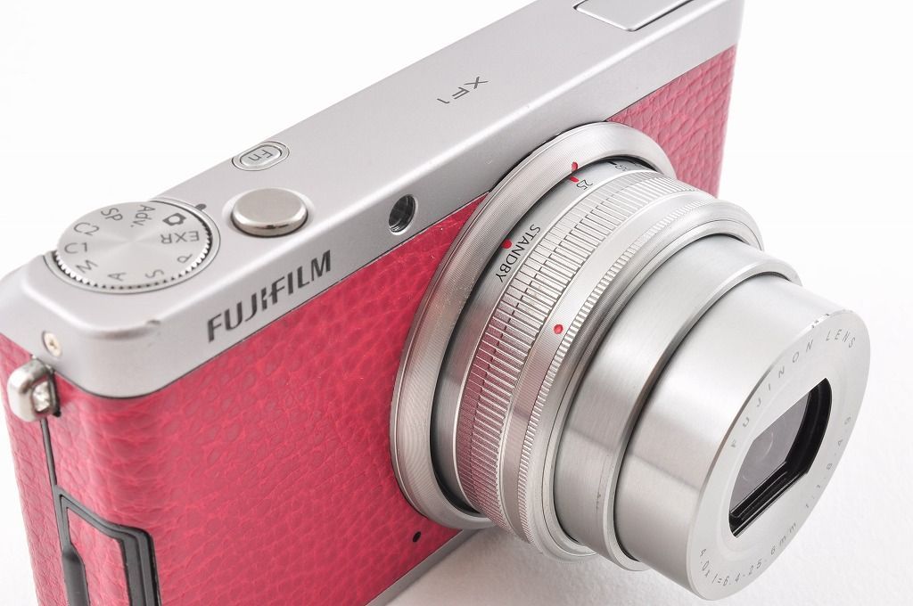 美品 FUJIFILM XF1 レッド コンパクトデジタルカメラ 超美品 FUJIFILM