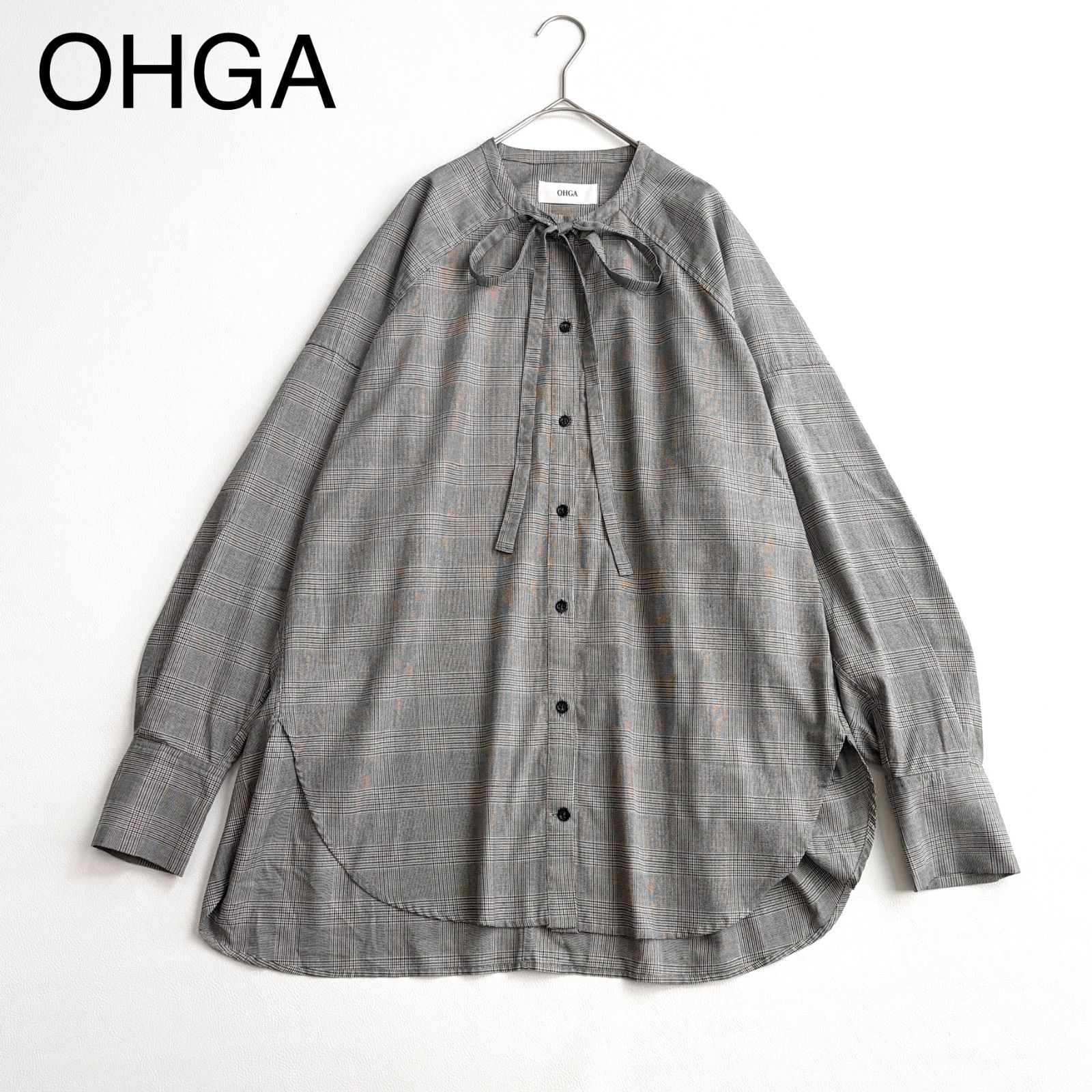 OHGA ストライプ リボン付き長袖シャツ OHGA ストライプ リボン付き長袖シャツ