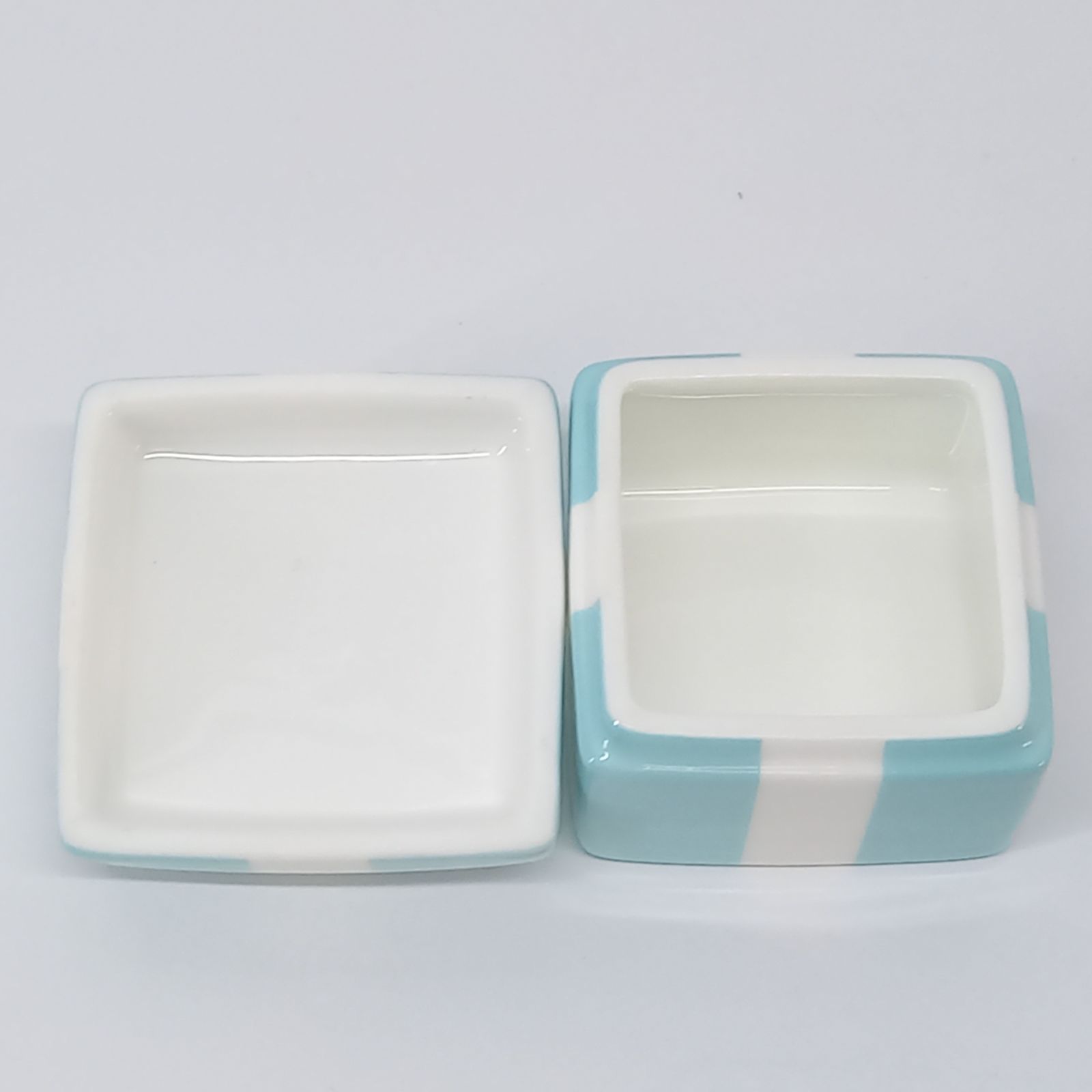 ティファニー ミニブルーボウボックス 極美品 リボン ジュエリー 小物入れ ティファニー ミニブルーボウボックス 極美品 リボン ジュエリー