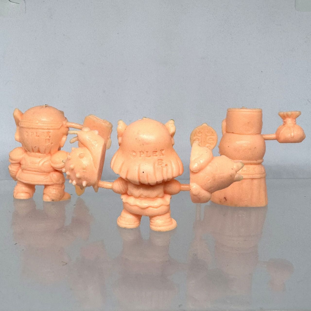 消しゴム】甲竜伝説ヴィルガスト 消しゴム13体セット - メルカリ