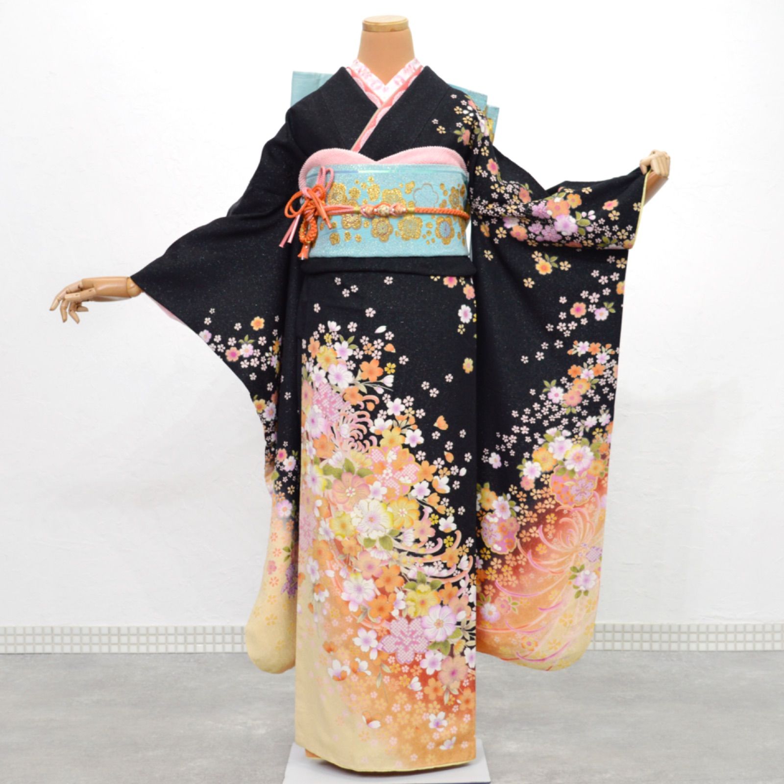 美品》正絹 振袖フルセット S〜Lサイズ 古典柄 成人式 パールトーン 
