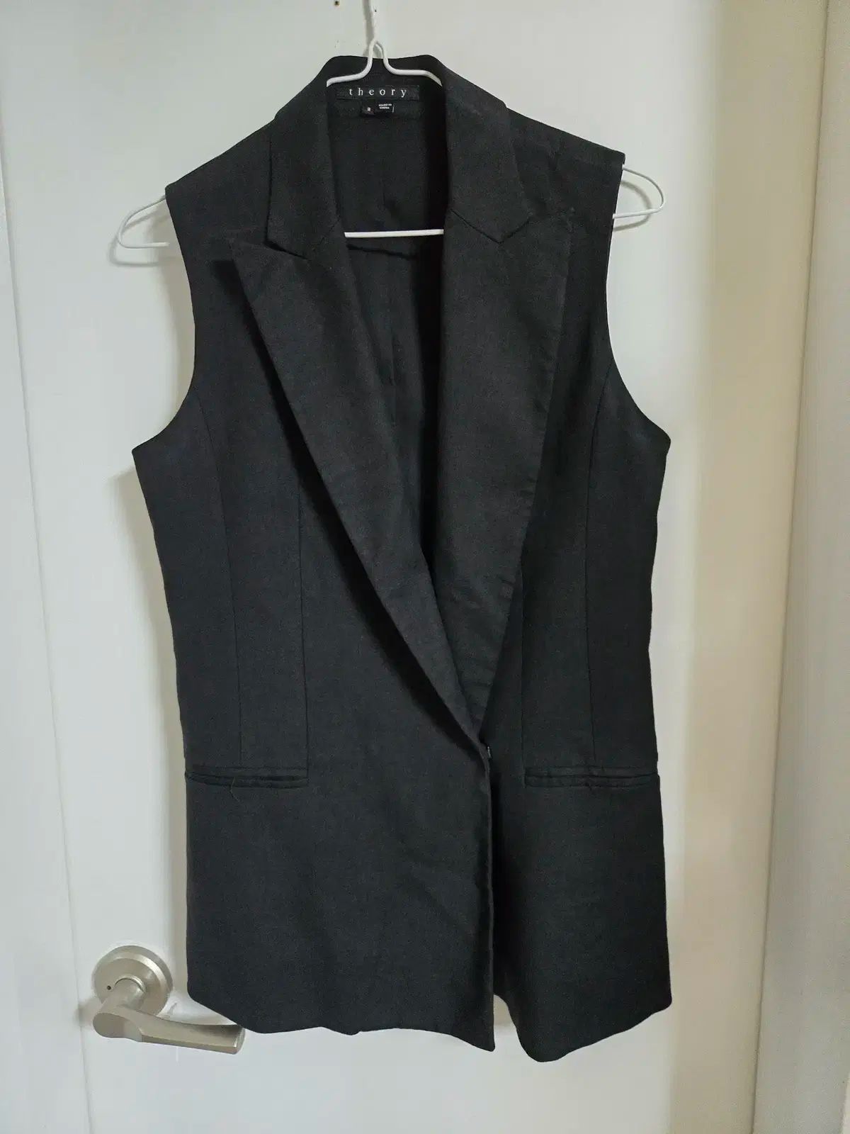 theory セオリーベスト　新品 Theory luxe - Theory luxe 22ss テーラードベストの通販 by yu