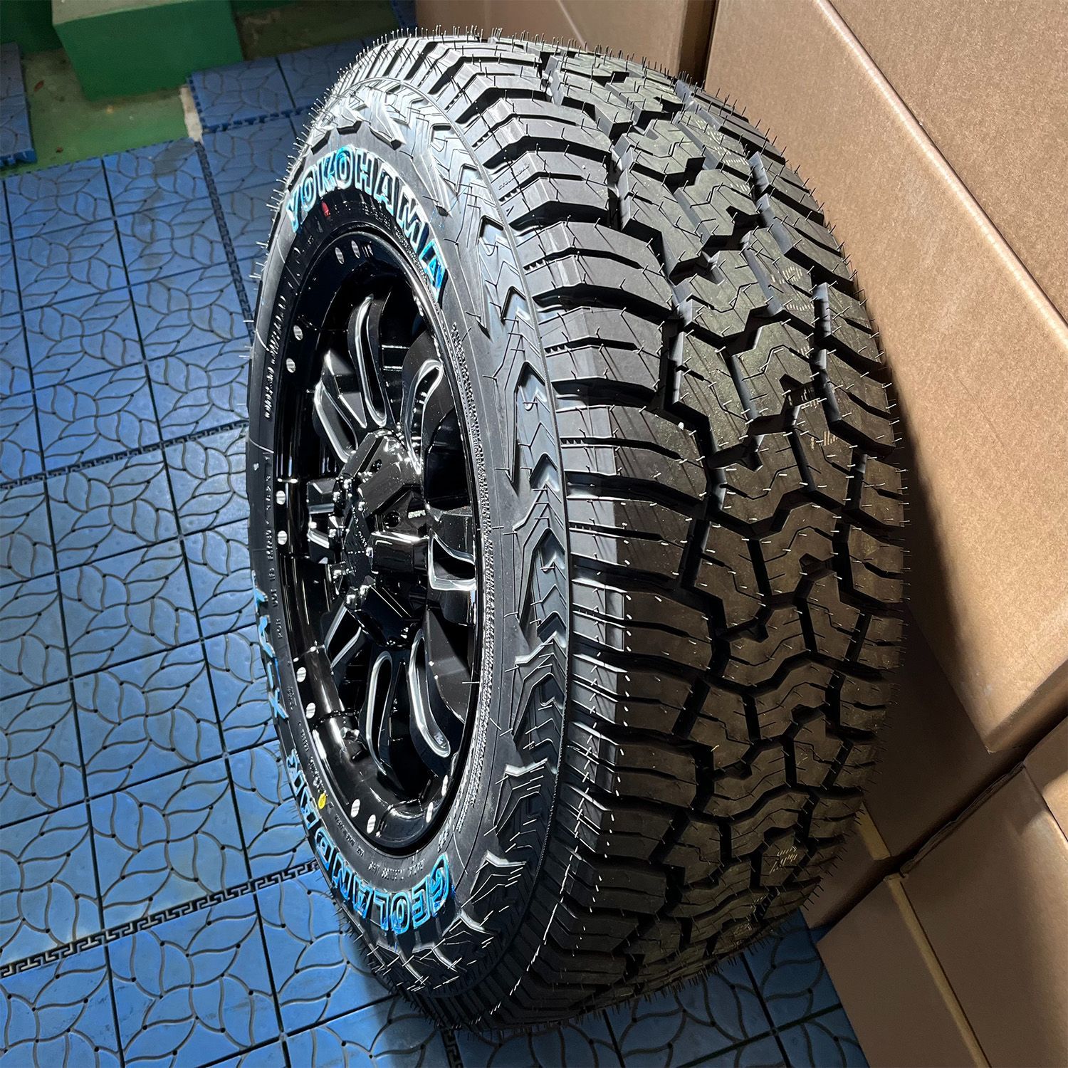 RAV4 CX8 ハリアー 新品セット！！ タイヤ ホイール4本 ヨコハマ