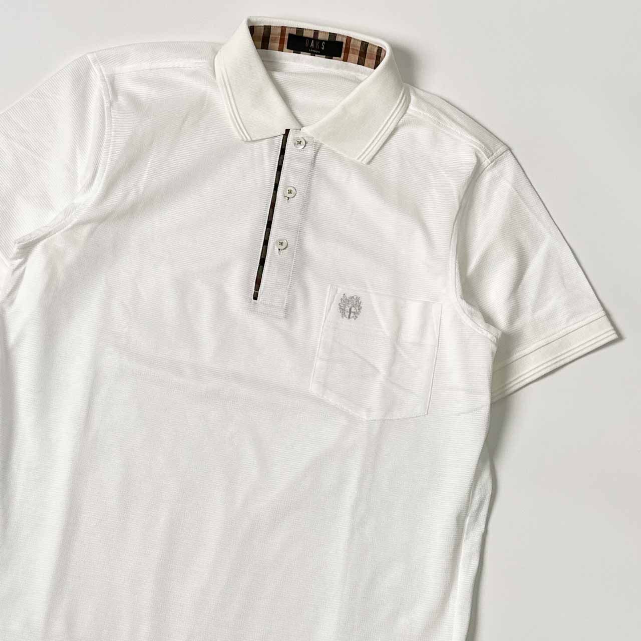 DAKSゴルフ　ホワイトポロシャツ Mサイズ　襟元ジッパー　新品タグ付き DAKS GOLF ホワイトポロシャツ Mサイズ - メルカリ