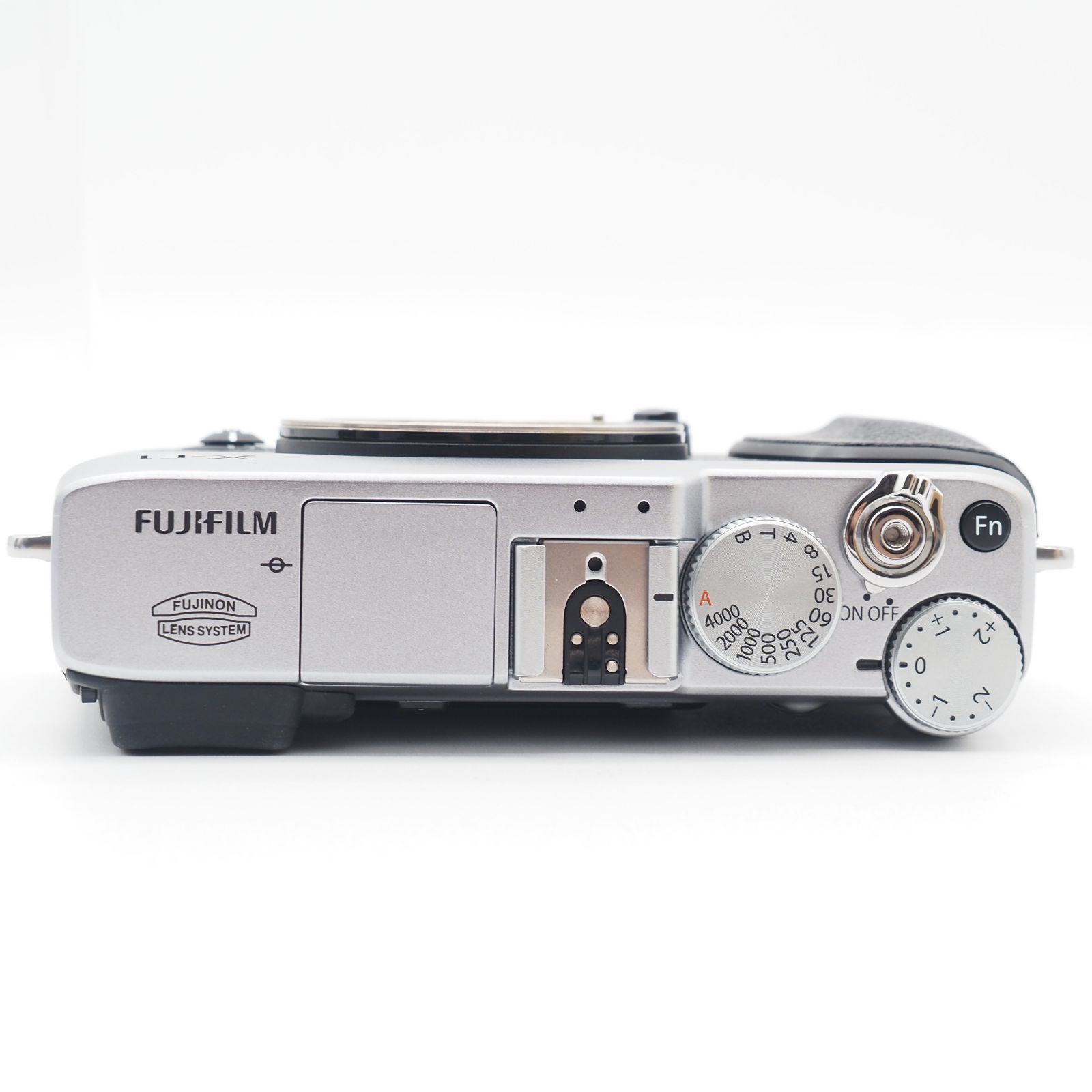 FUJIFILM 富士フイルム X-E1 シルバー ボディ 　動作確認済み 富士フイルム - FUJIFILM X-E1 ボディ シルバー FX-X-E1Sの通販