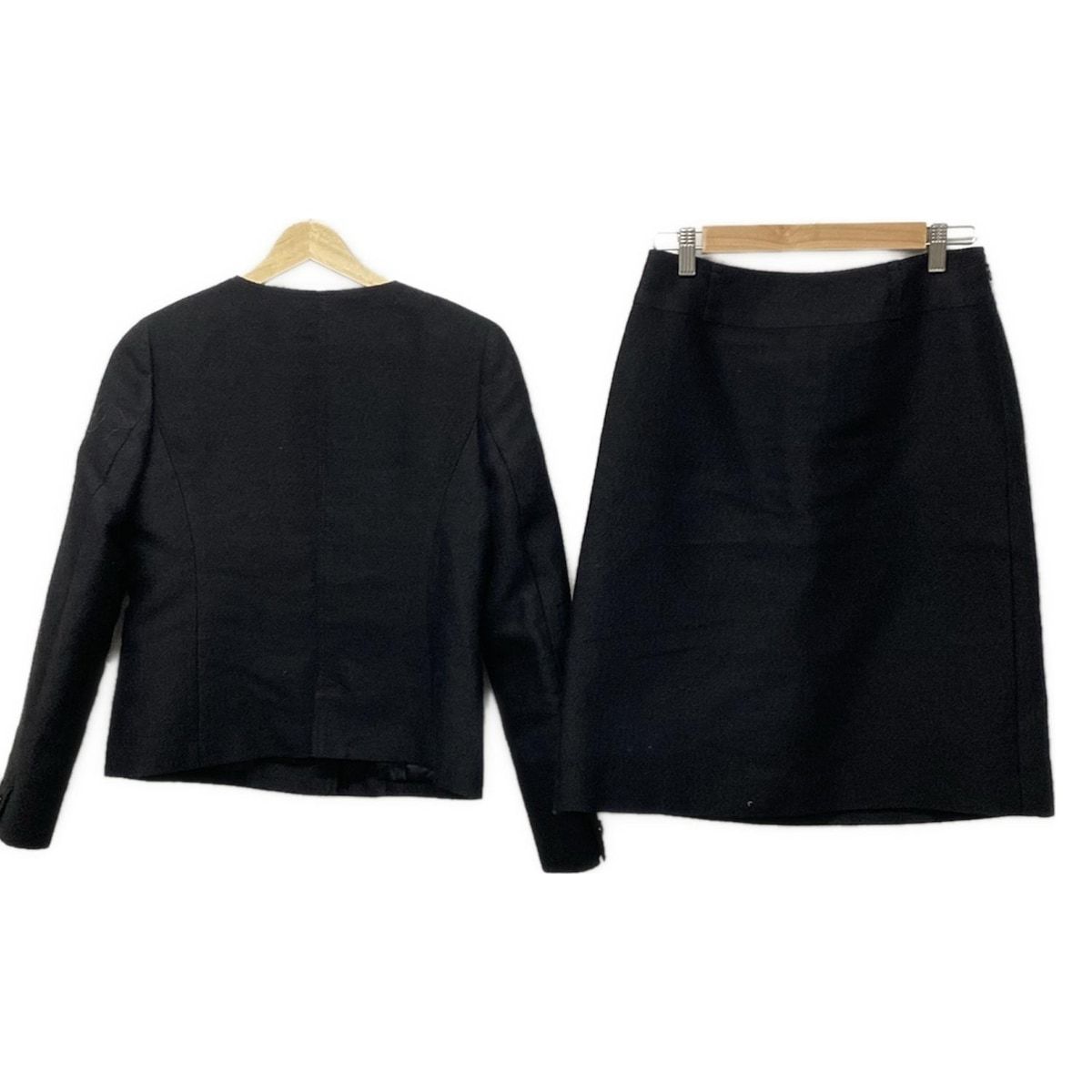 Burberry LONDON バーバリーロンドン スカートスーツ レディース - 黒