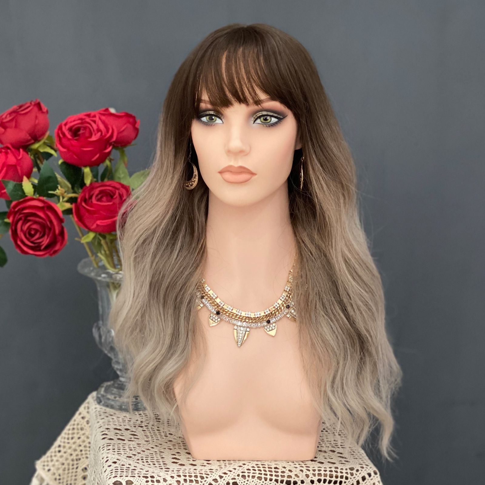 リアル ヘッドマネキン 頭部 ウィッグスタンド マネキンヘッド カツラウィッグモデル 理容院 美容院 頭と上半身外せる