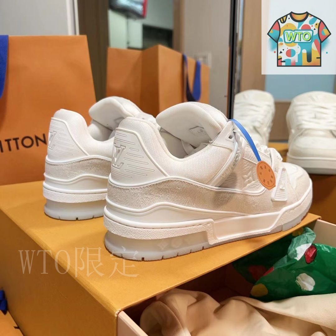 【カジュアルでシンプル♪】Louis Vuitton スニーカー org.jpg