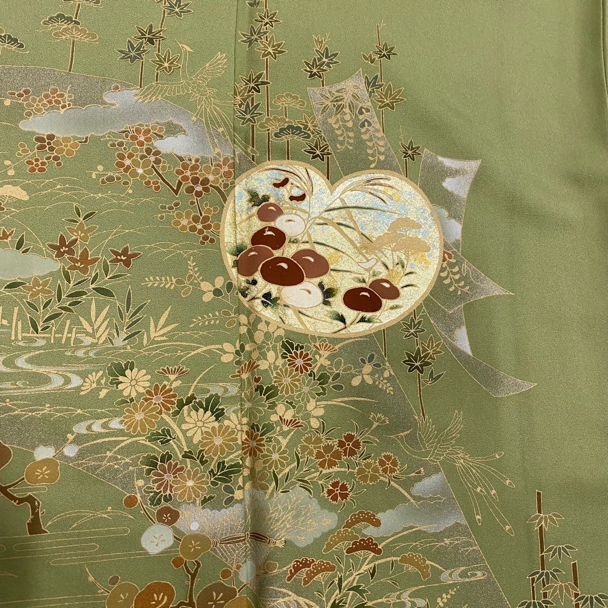 付下げ 身丈161cm 裄丈64.5cm M 袷 団扇 草花 金銀彩 よもぎ色 正絹 美  