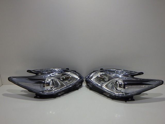 30プリウス ヘッドライト左右 ハロゲン ZVW30 前期 47-29 ホ コーティング 81110 81150-47370 250919071