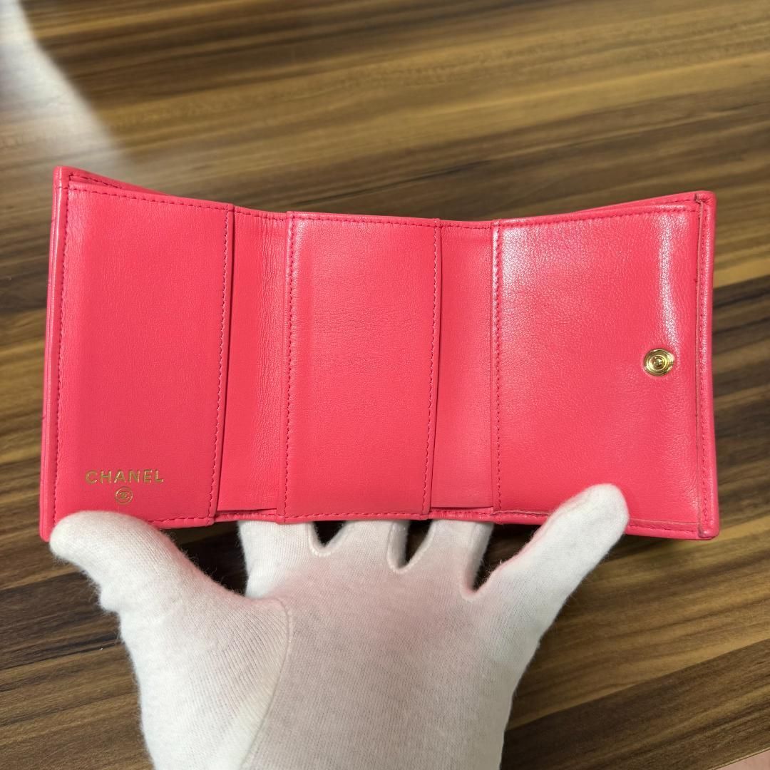⭐️美品 シールあり⭐️CHANEL 19 三つ折り 財布 マトラッセ