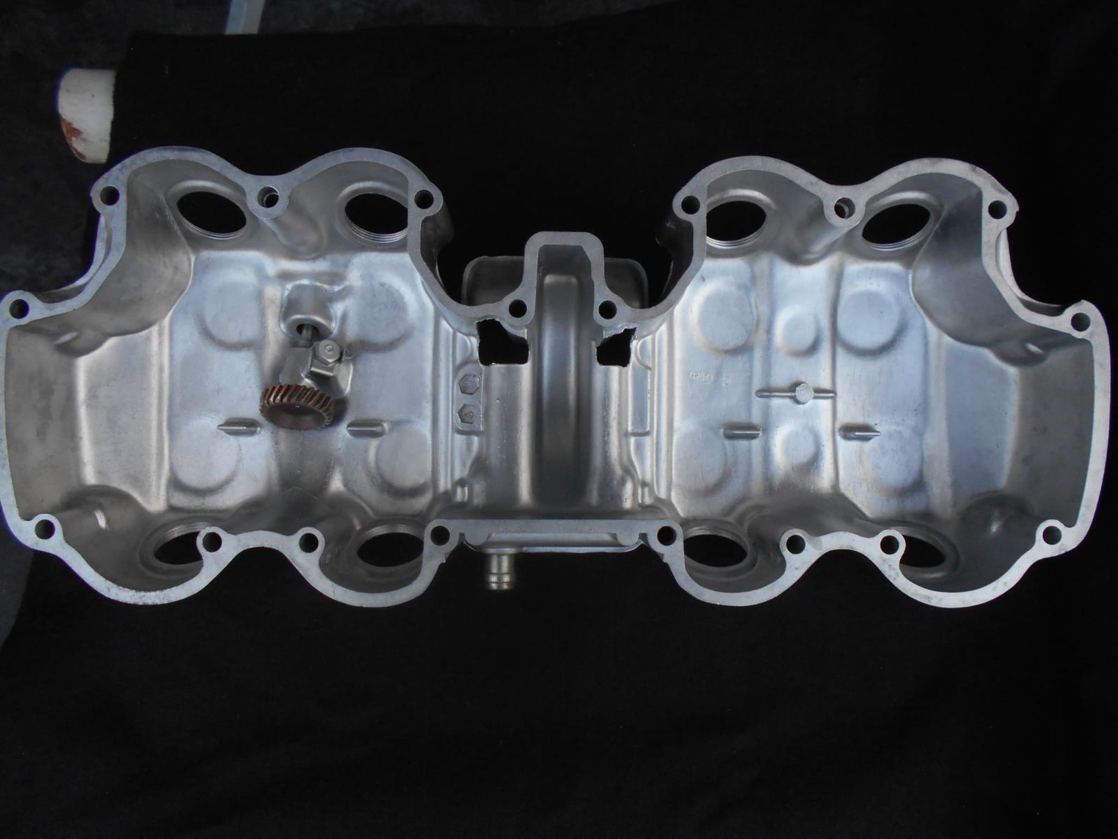 CB750FOUR ヘッドカバー バフ仕上げ 再生品 未塗装 ※注意 メルカリで