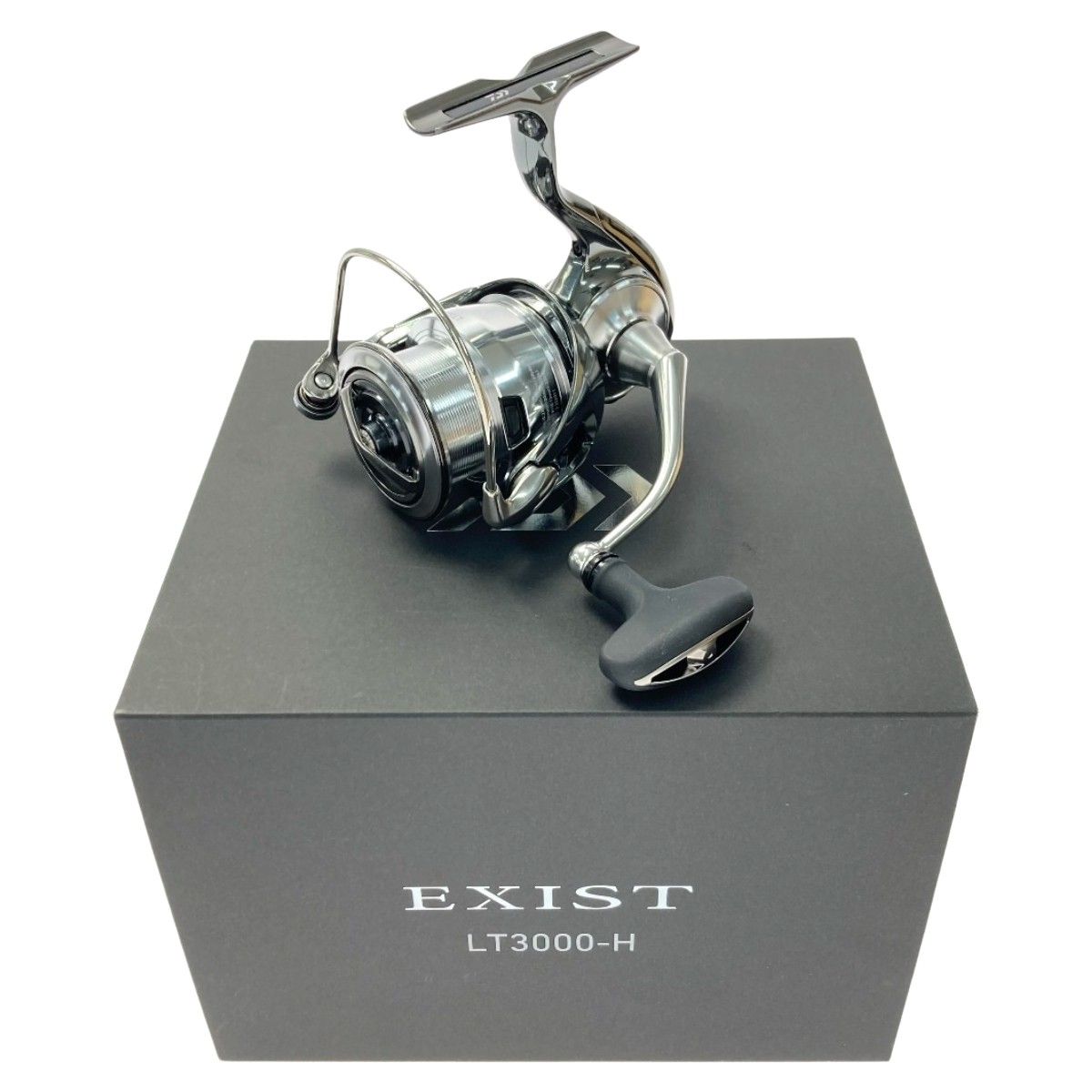 品質のいい 22 ダイワ DAIWA イグジストLT3000-H 箱付き スピニングリール リール
