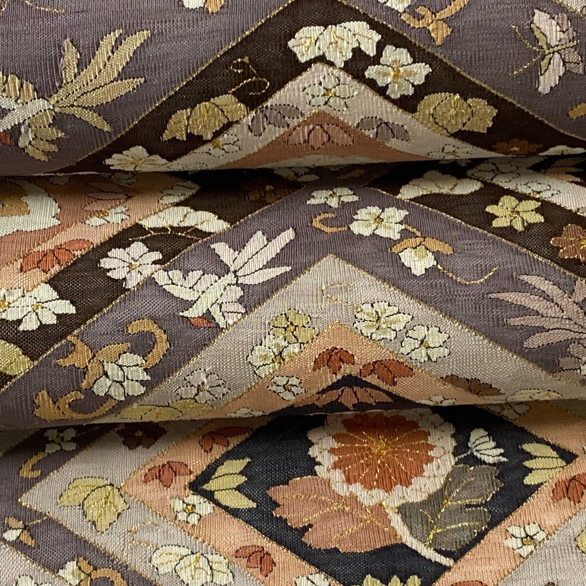 灰紫