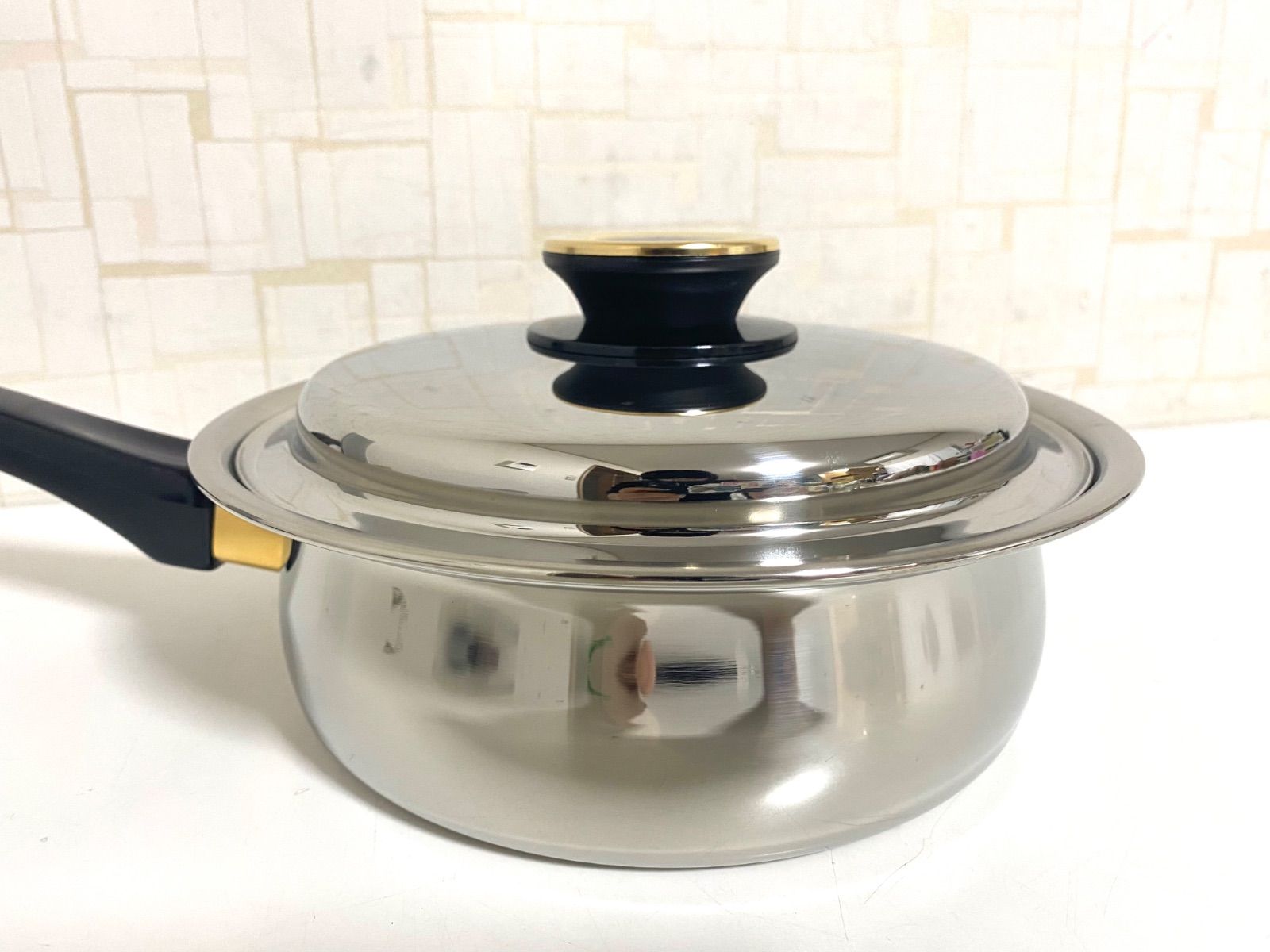 タッパーウェアレインボークッカー21センチ寸胴鍋と19センチ深鍋 タッパーウェアレインボークッカー21センチ寸胴鍋と19センチ深鍋