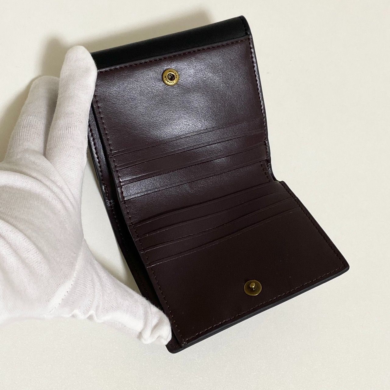 【新品未使用】コーチタビー スモール ウォレット 二つ折り財布 タン ブラック