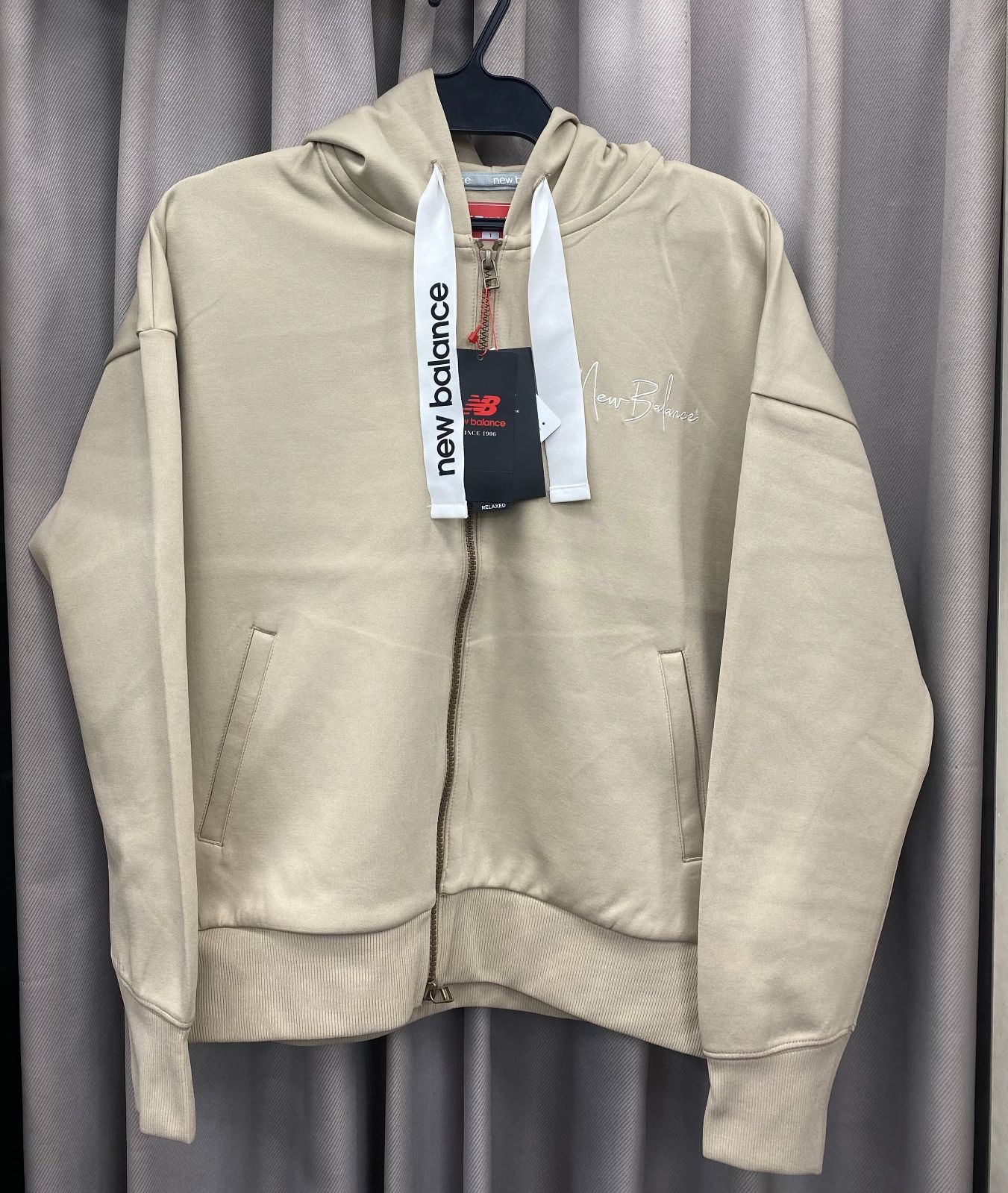 DWD グレー タートルネック セーター Dマーク DWD グレー タートルネック セーター Dマーク タートルネック