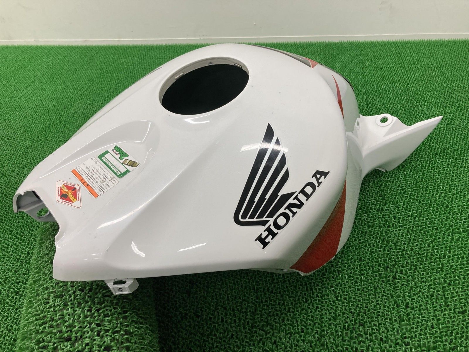 CBR1000RR タンクカバー パール ホンダ 純正 バイク 部品 SC57 