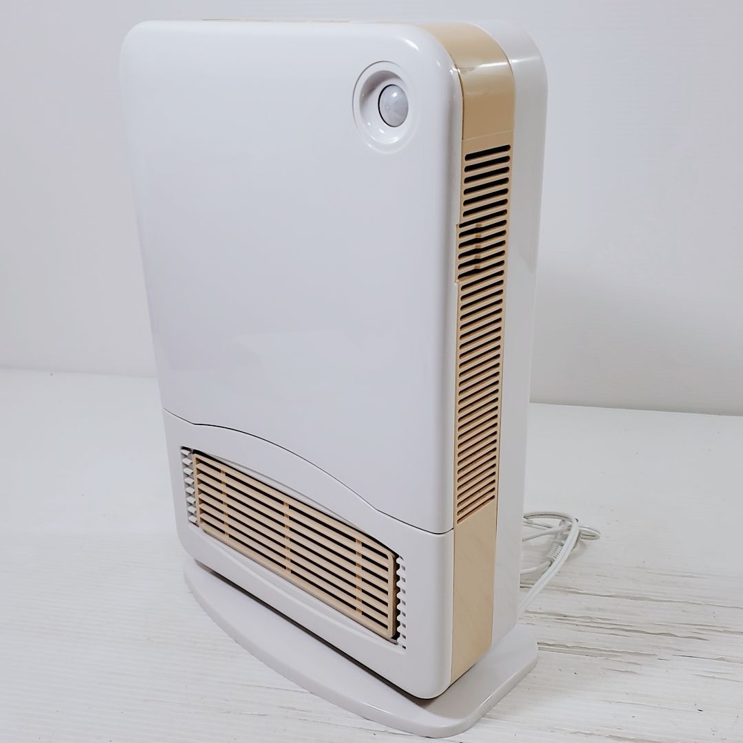 アイラック　E-life 暖房消臭器 TSE-15 マイナスイオン機能付　800W