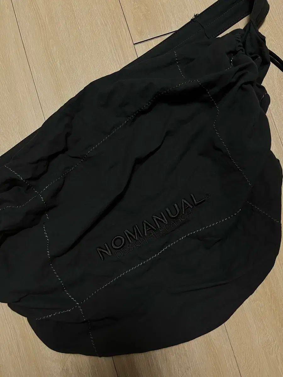【NOMANUAL】VAGUS DUFFLE BAG 2色 ★韓国の大人気★ NOMANUAL】VAGUS DUFFLE BAG 2色 ☆韓国の大人気☆ (NOMANUAL