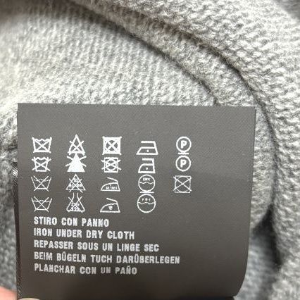 プラダ カシミヤ