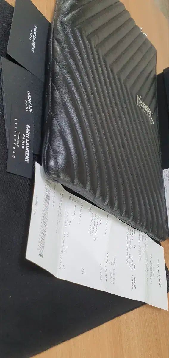 ★SALE★【送料関税無料】SAINT LAURENT クラッチ ラージ YVES SAINT LAURENT(イヴ・サンローラン) クラッチ/クラッチ