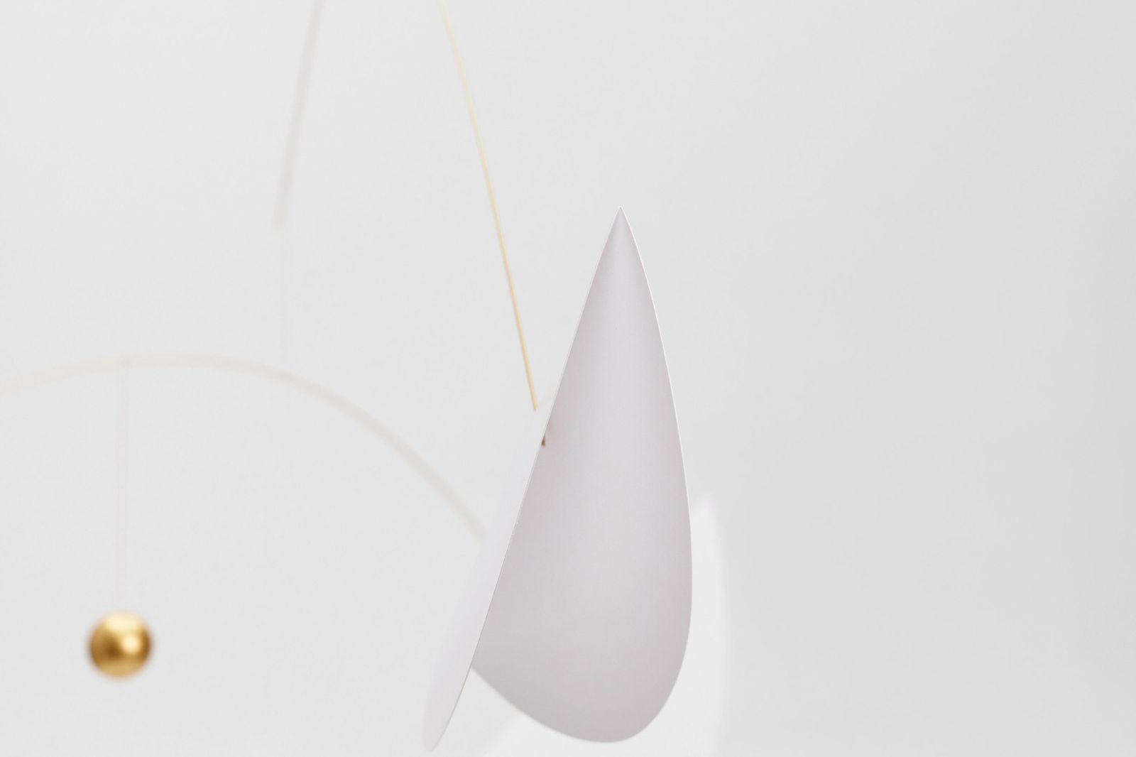 モビール 北欧 デンマーク製 Life - Thread ホワイト Lサイズ 32x124H