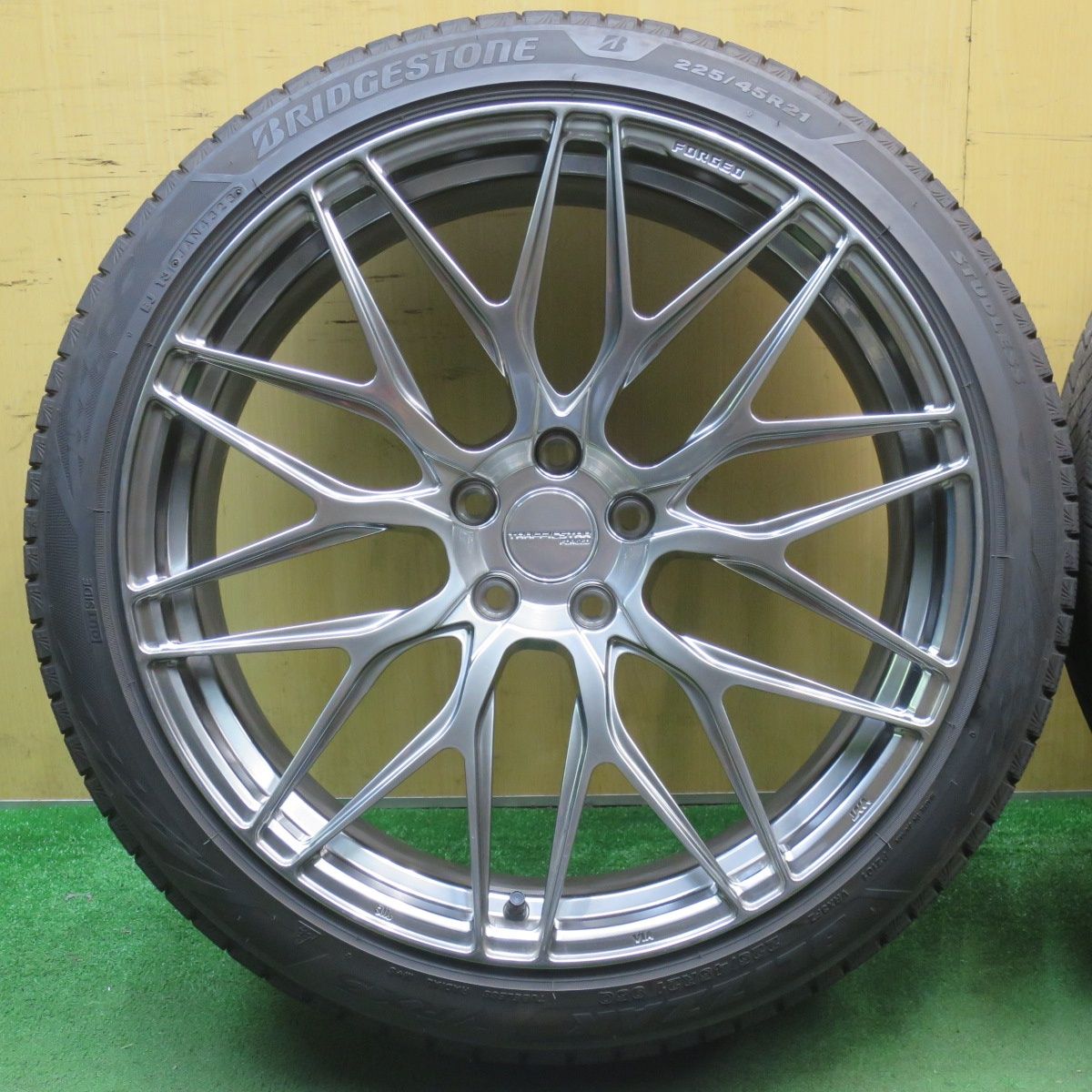 FORGED 225|45R21