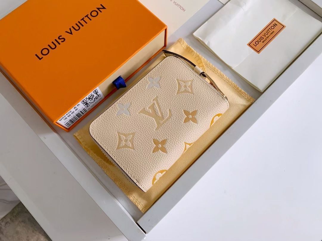 VUITTON 黒レザーコインケース ジッパー式 ファスナー式レザーコインケース 姫路レザー レザークラフト 革