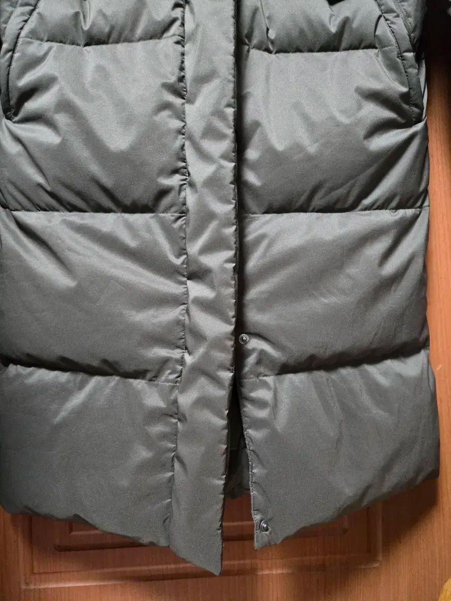 カーキ色 ロング