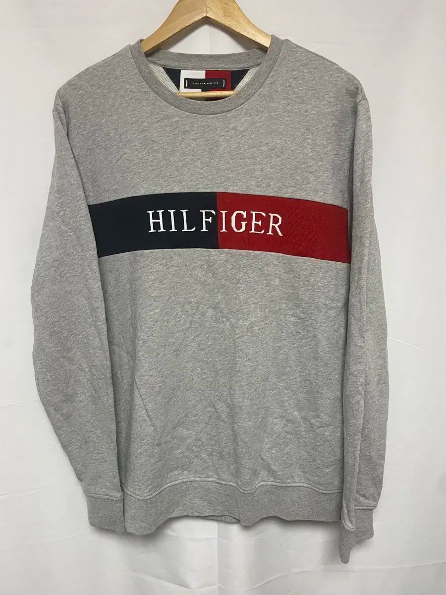 【雷市場（ポンジャン）商品韓国直送】 Tommy Hilfiger Tommy Hilfiger(トミーヒルフィガー) スウェットシャツ L