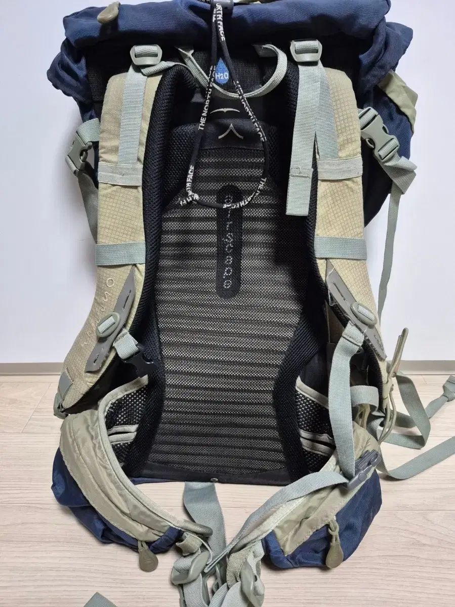 ハイキングバックパック 旅行用バックパック