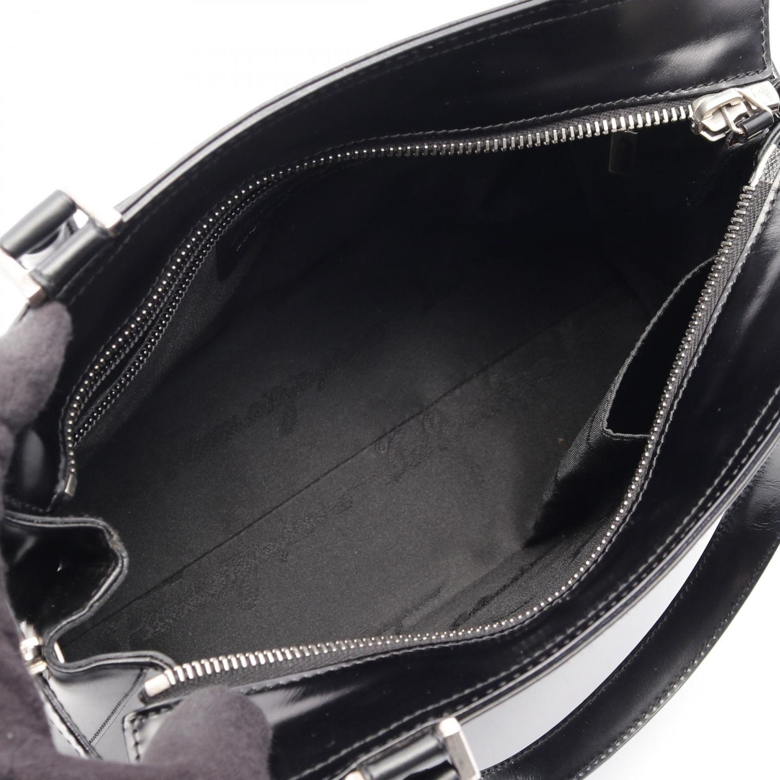 サルヴァトーレフェラガモ Salvatore Ferragamo ハンドバッグ
