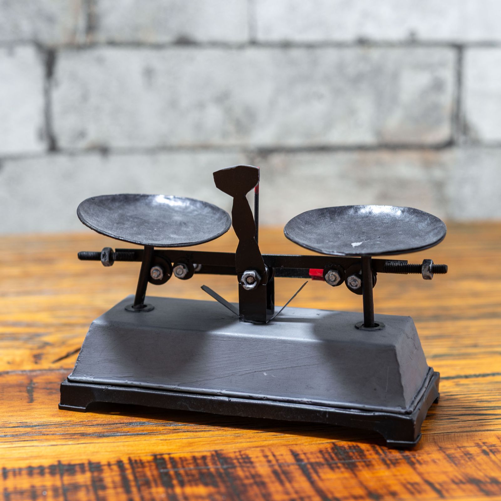 ブリキ製 バランス 上皿天秤はかり型 オブジェ 置物