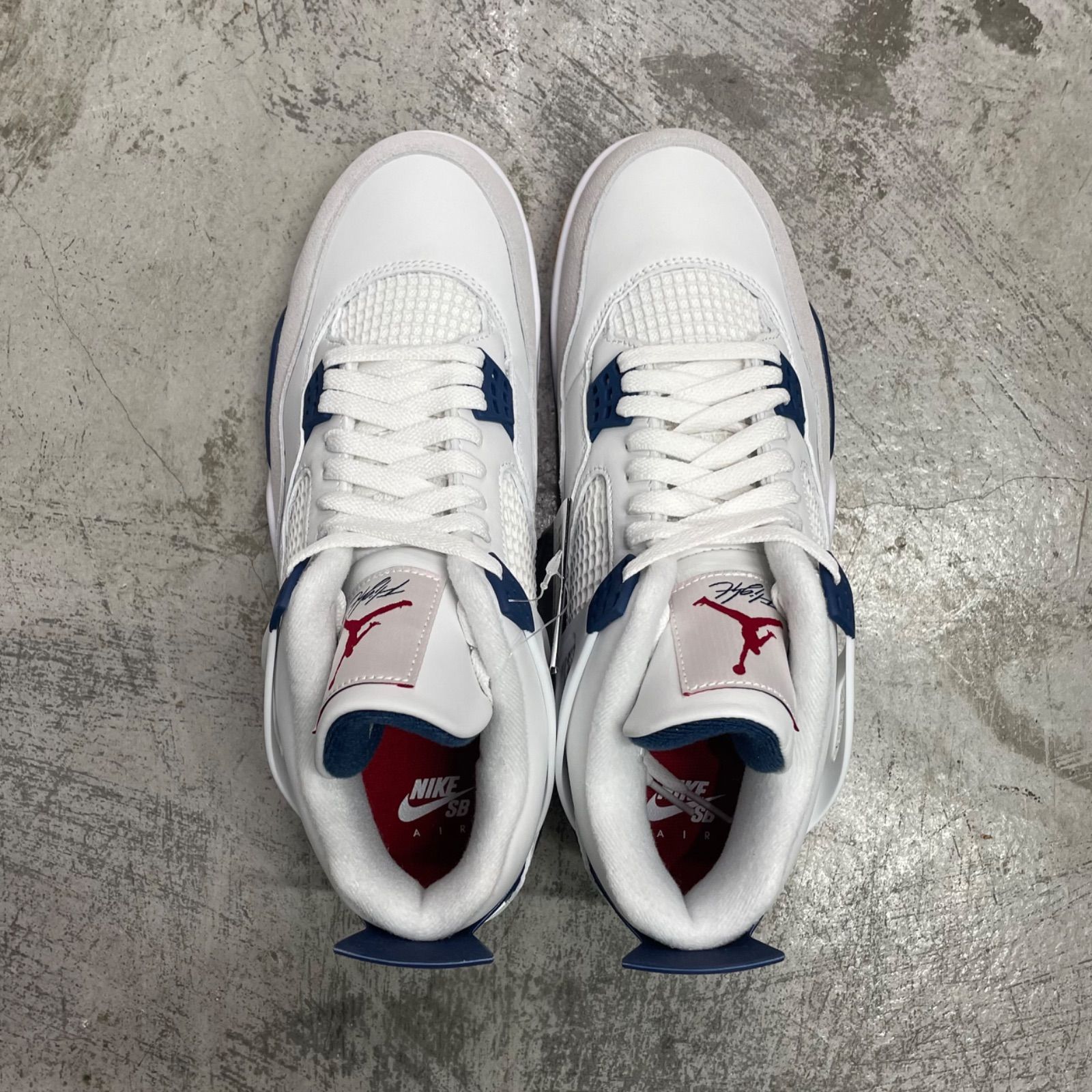 国内正規 未使用品 NIKE SB Air Jordan 4 Retro SP Summit White 国内正規 未使用品 NIKE SB Air Jordan 4 Retro SP Summit White